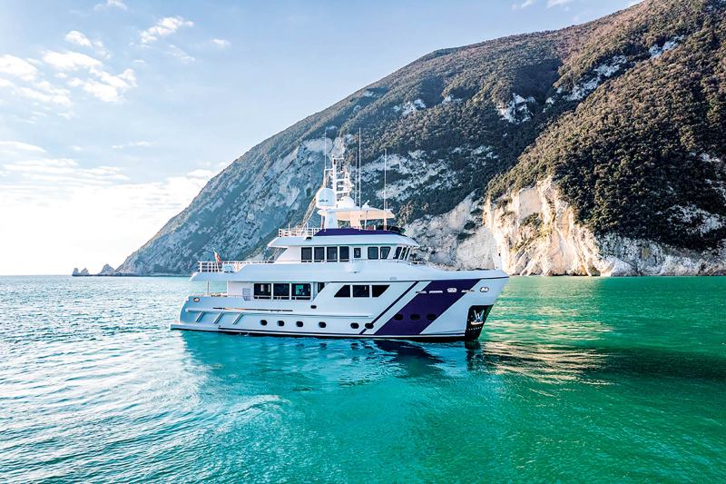 YTG0924_Currents_1 Cantiere delle Marche Darwin 86