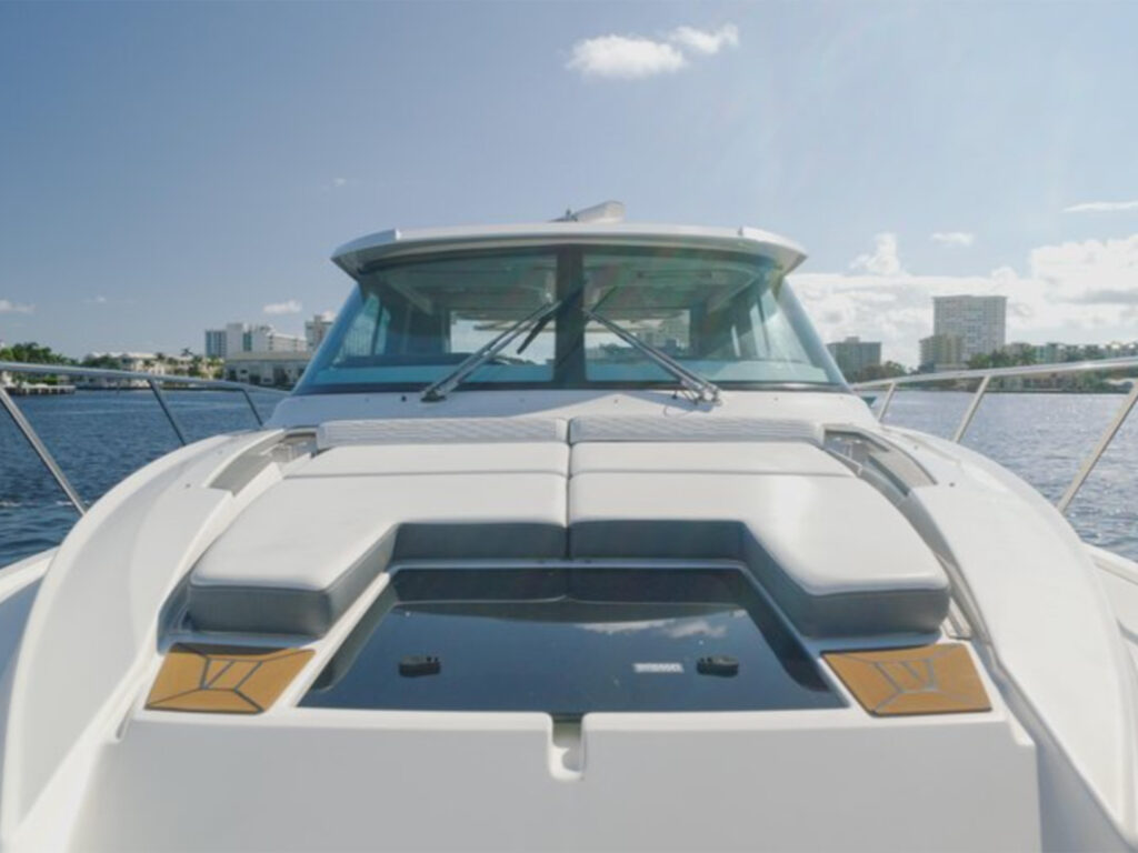 Foredeck sun pads