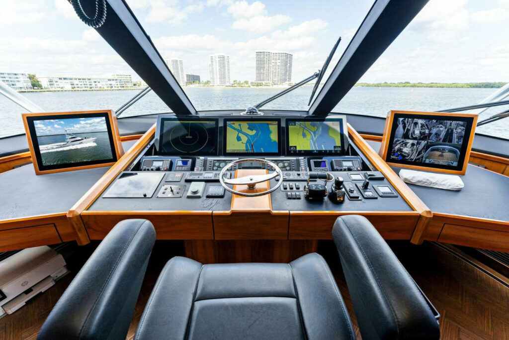 Viking 92 Enclosed Bridge helm
