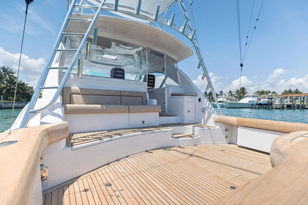 Hatteras GT45X express sport-fisher