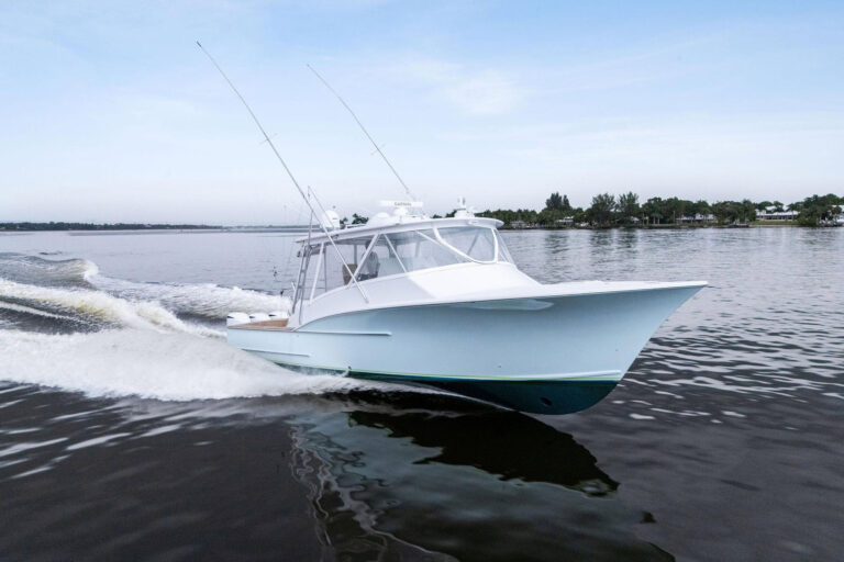 Cinco Boatworks 43 Express