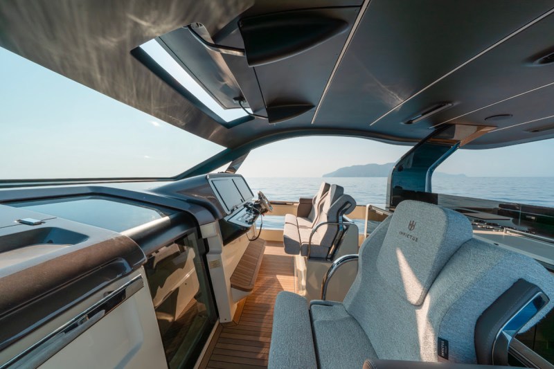 Invictus TT550