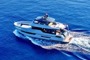 Outer Reef Adventure 780