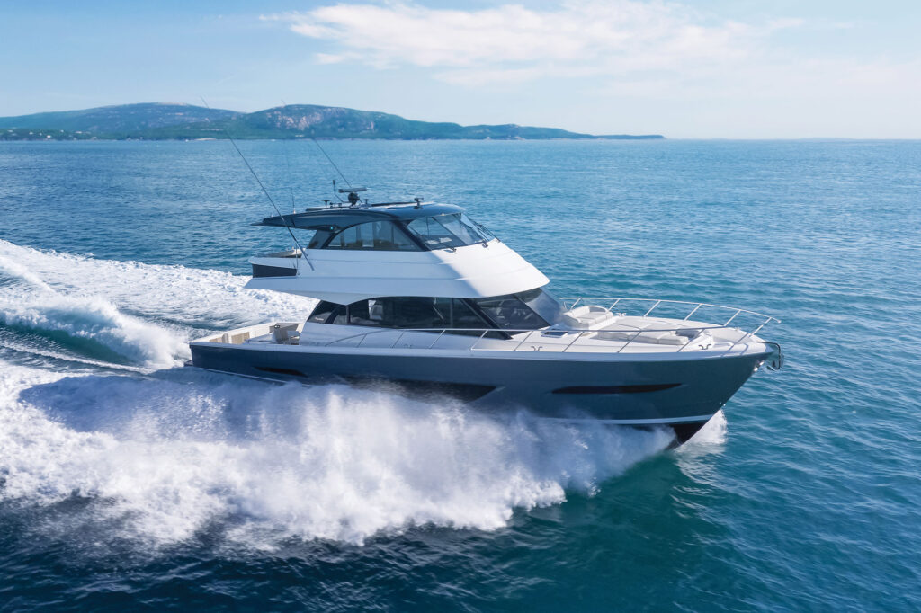 Maritimo M600