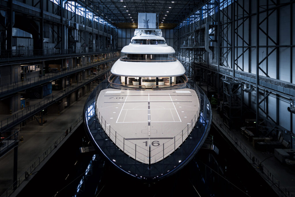 Feadship Project 821