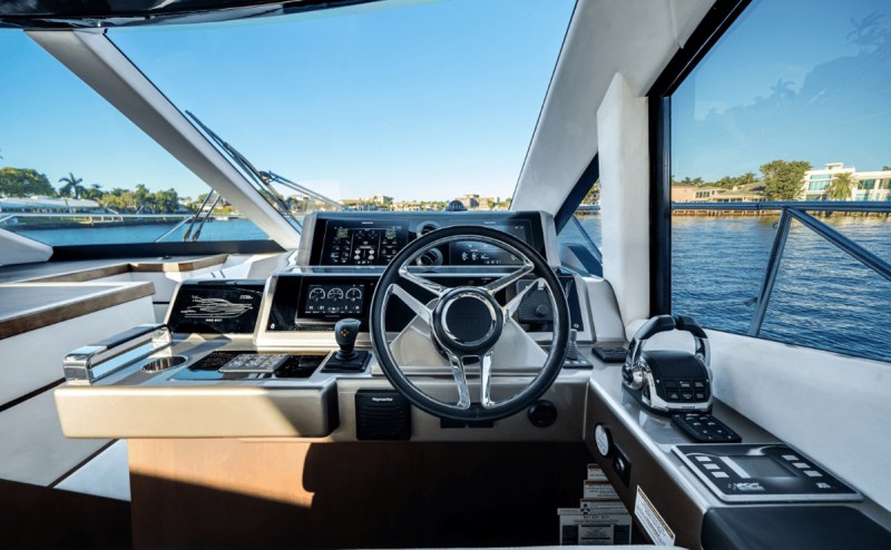 Galeon 560 Sky Cloud Nine