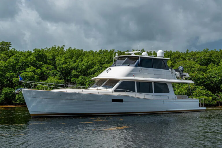 Grand Banks GB60 Skylounge Painkiller