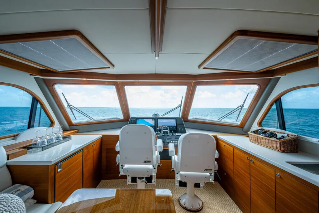 Grand Banks GB60 Skylounge Painkiller