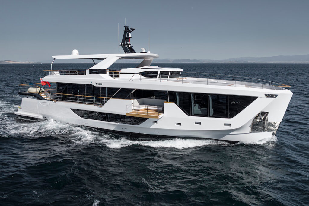Numarine 30XP hybrid