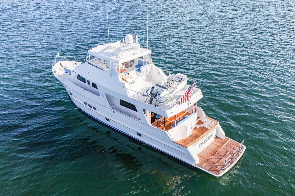 Outer Reef 670 Azure 
