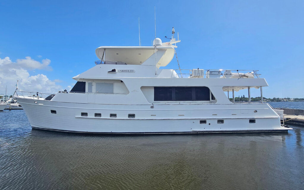 Outer Reef 700 Unbridled