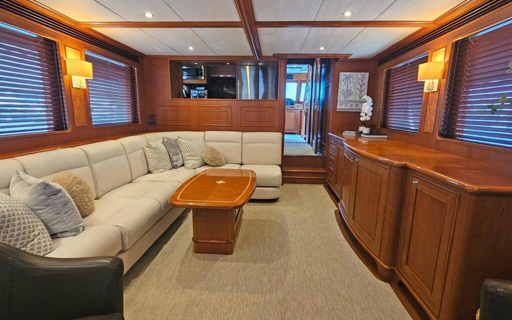 Outer Reef 700 Unbridled