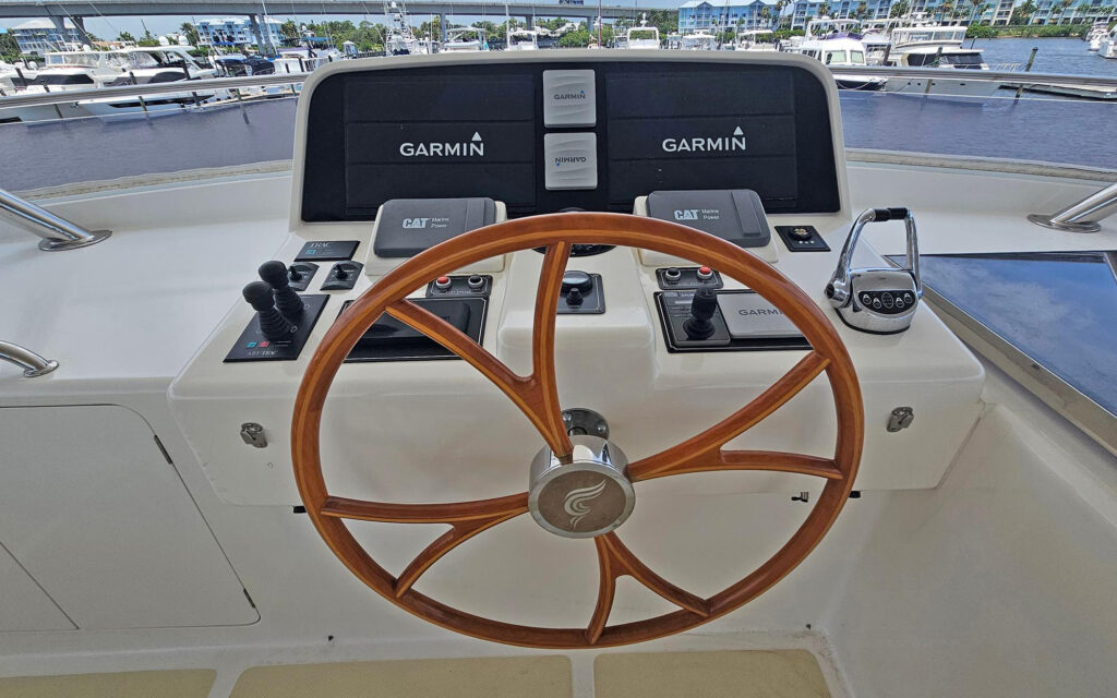 Outer Reef 700 Unbridled