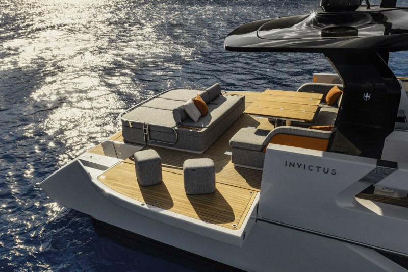 Invictus TT550