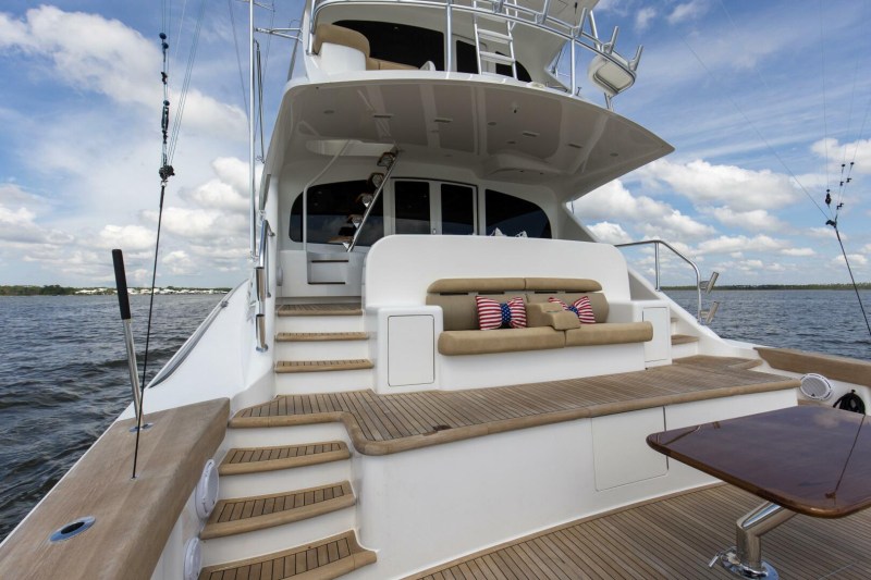 Viking 92 Enclosed Bridge Touche’