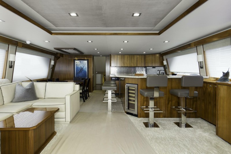 Viking 92 Enclosed Bridge Touche’