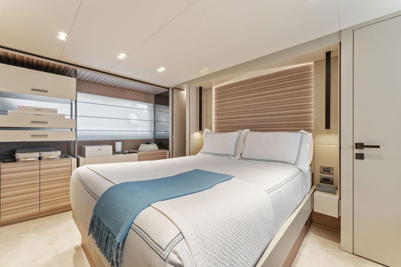 Ferretti 670 Only One