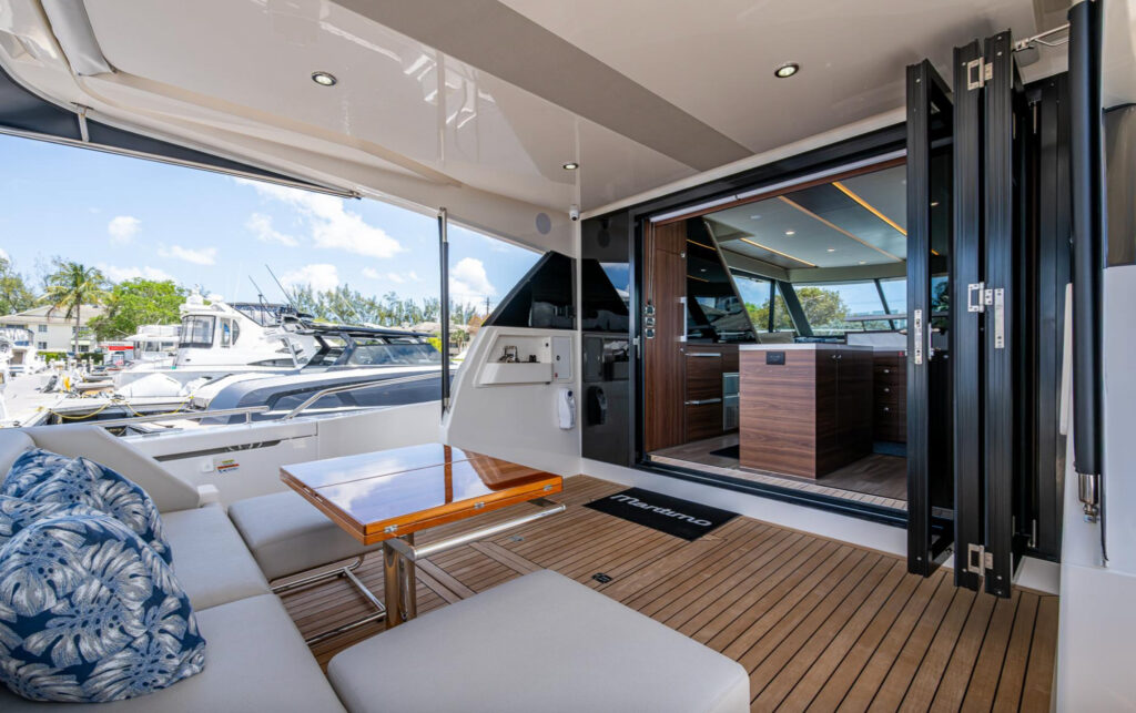 Maritimo M60 Afternoon Delight