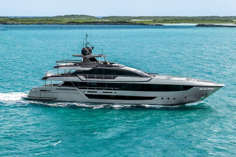 Riva 130 Bellissima Tenacious