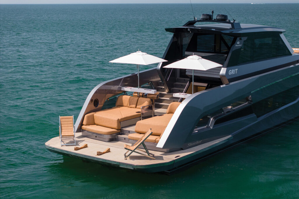 Steeler B67 Beachclub