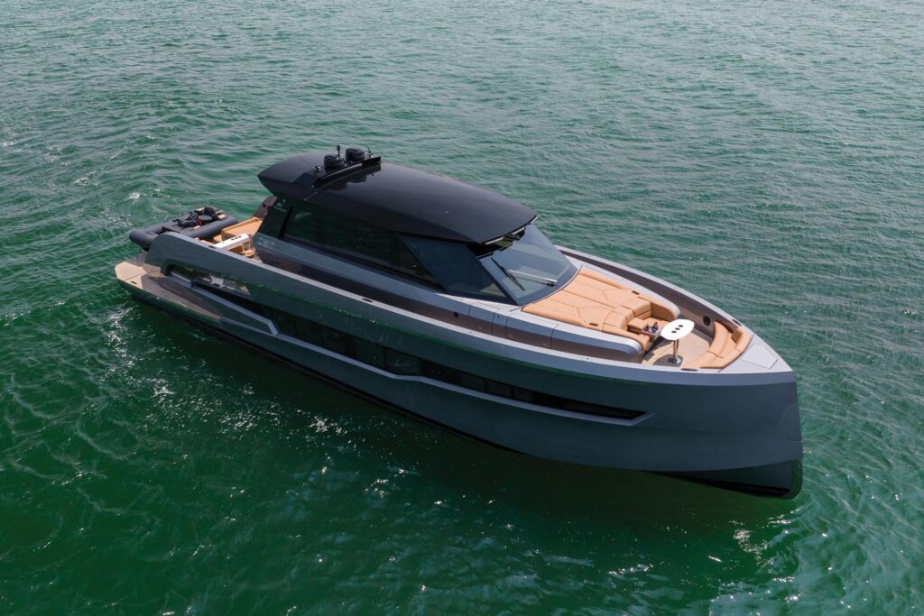 Steeler B67 Beachclub