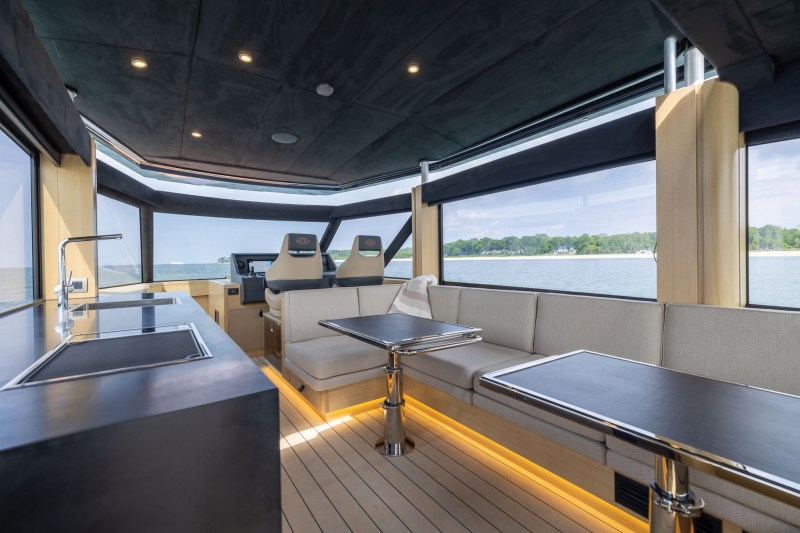 Steeler B67 Beachclub