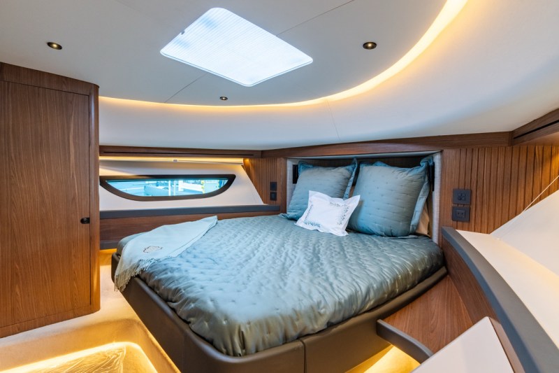 2025 Eclipse 505 Shadow