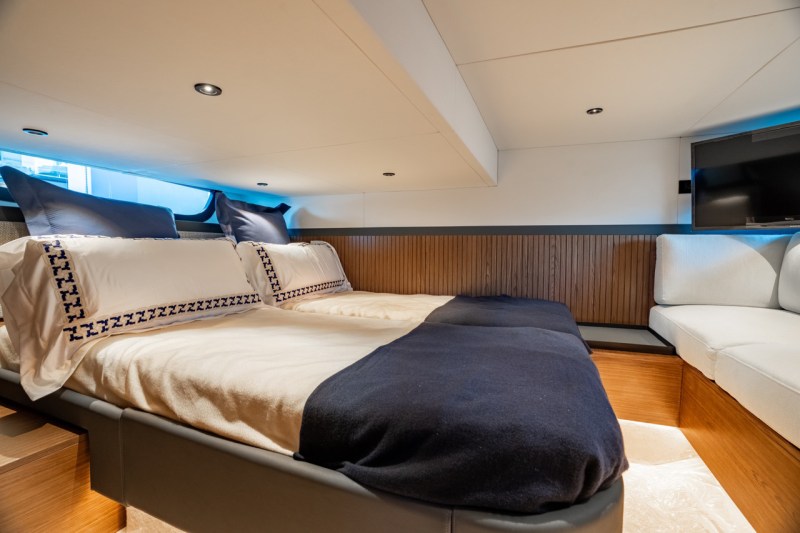 2025 Eclipse 505 Shadow