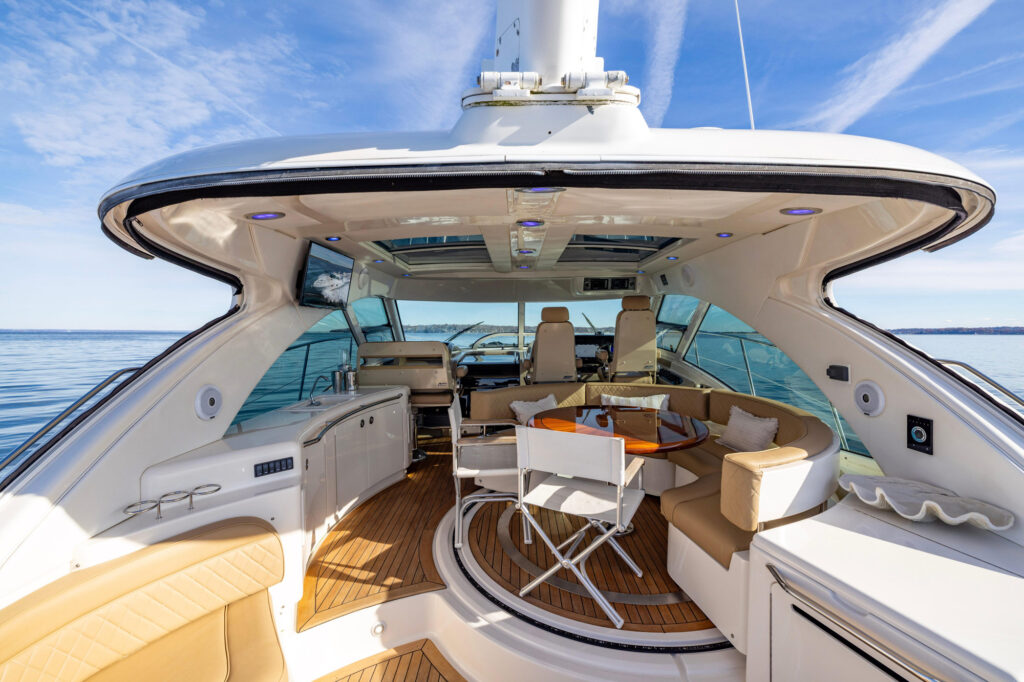 Sea Ray 60 Sundancer Job Site