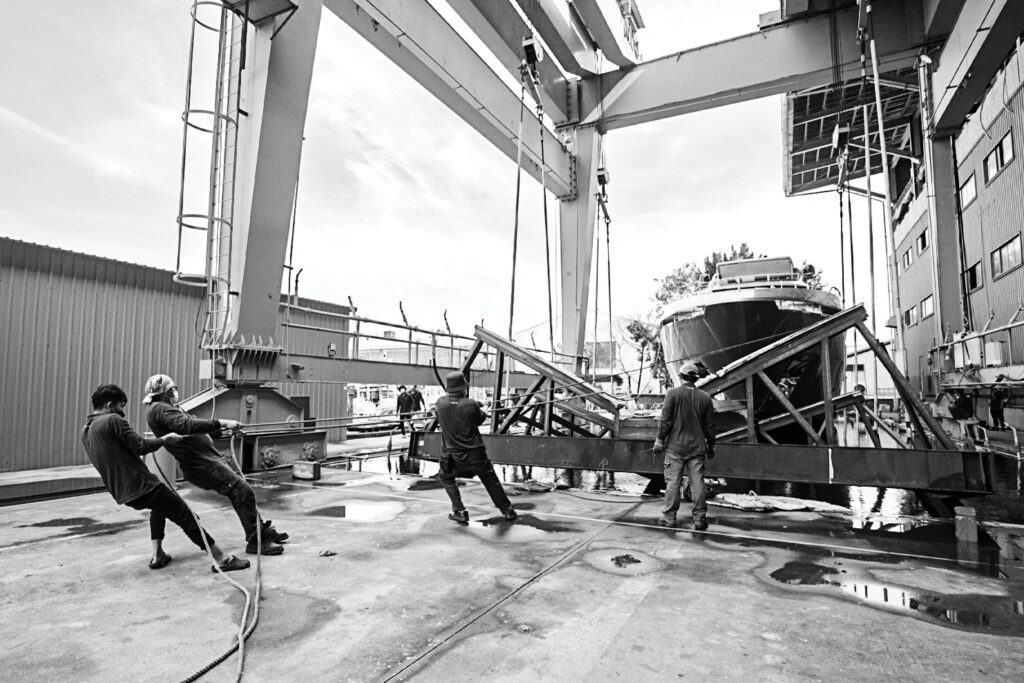 Ocean Alexander builders