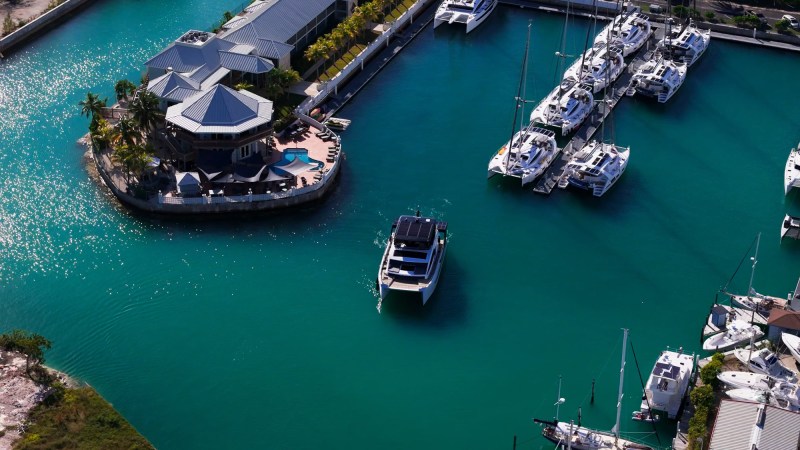 Xquisite Yachts 60 Solar