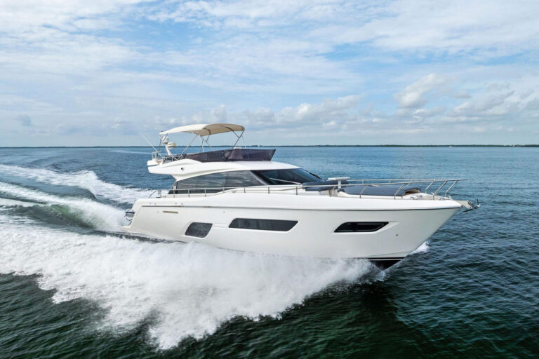 Ferretti 550 Acqua