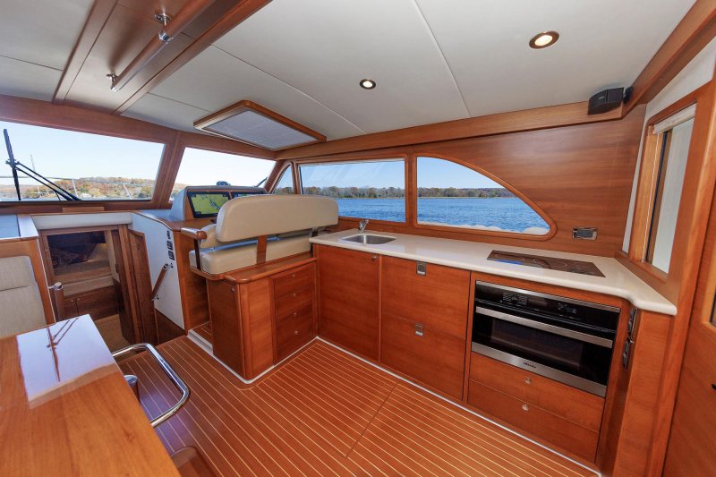 Grand Banks 44 Eastbay SX Friendly Persuasion