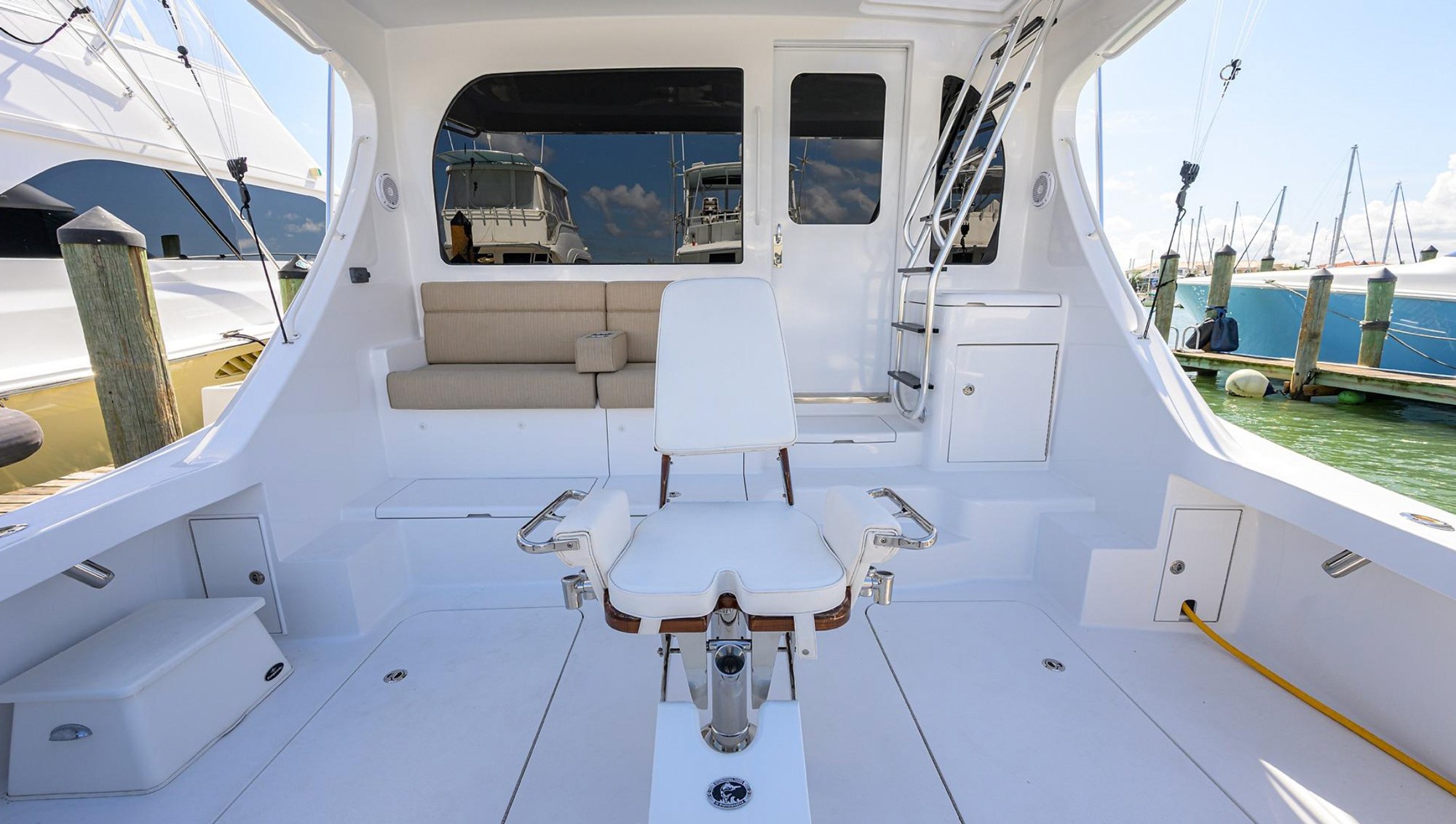 For Sale: Hatteras GT54