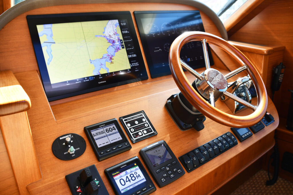 Palm Beach PB52 Mack