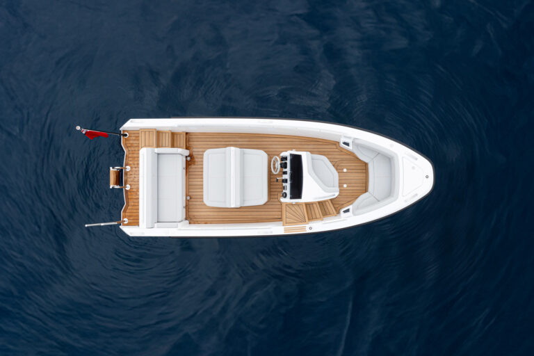 Falcon Tenders’ Solas 660