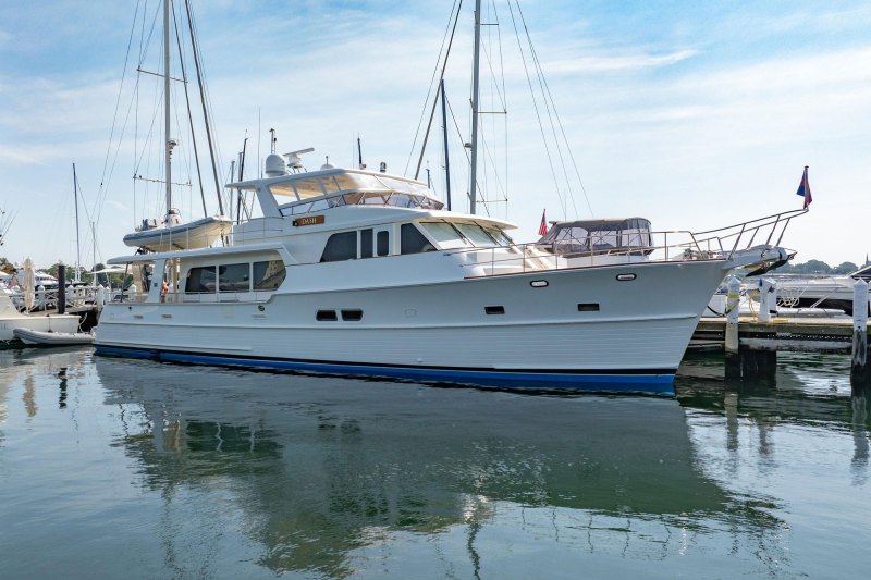 Grand Banks 72 Aleutian Raised Pilothouse Dash