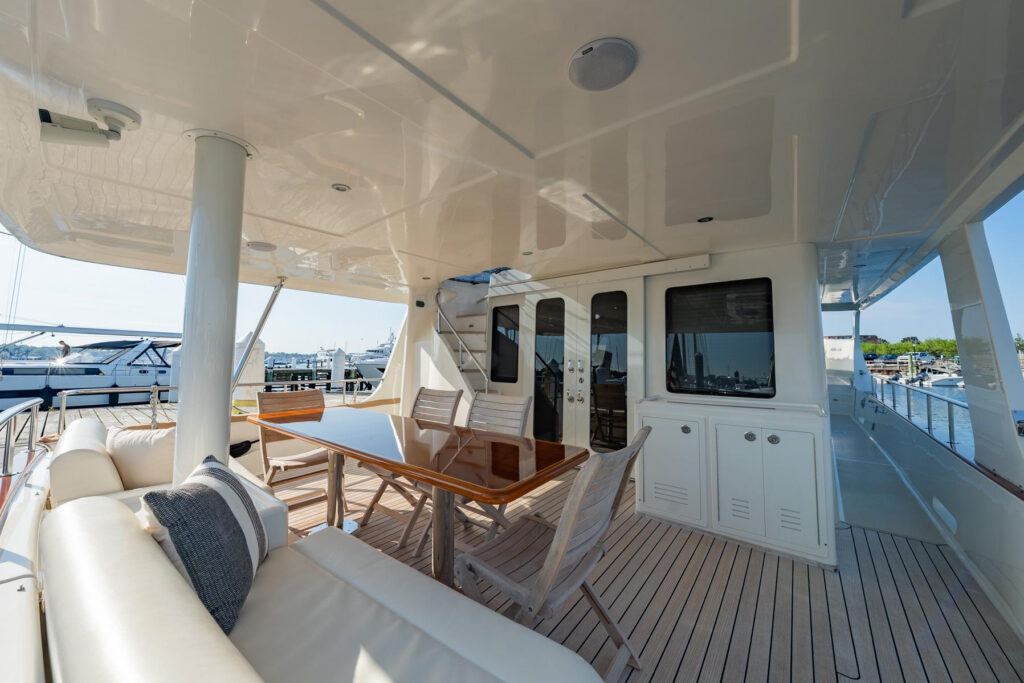 Grand Banks 72 Aleutian Raised Pilothouse Dash