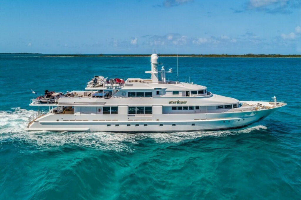 Van Mill 143 Starship