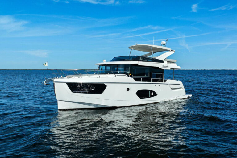 Absolute 48 Navetta T’nT’ IV