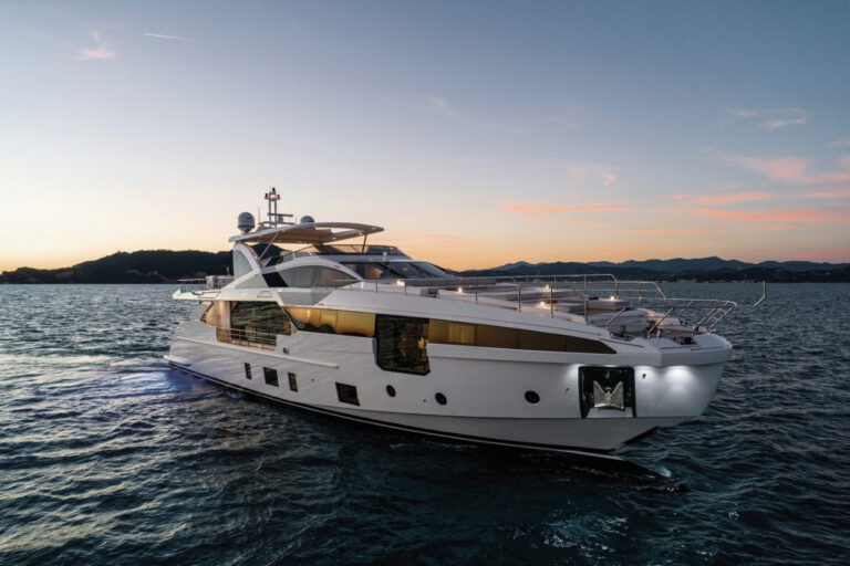 Azimut Grande