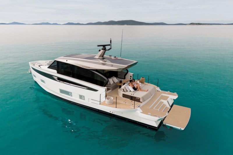 Azimut Seadeck