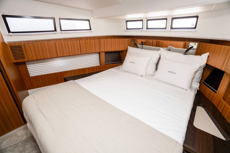 Greenline 42
