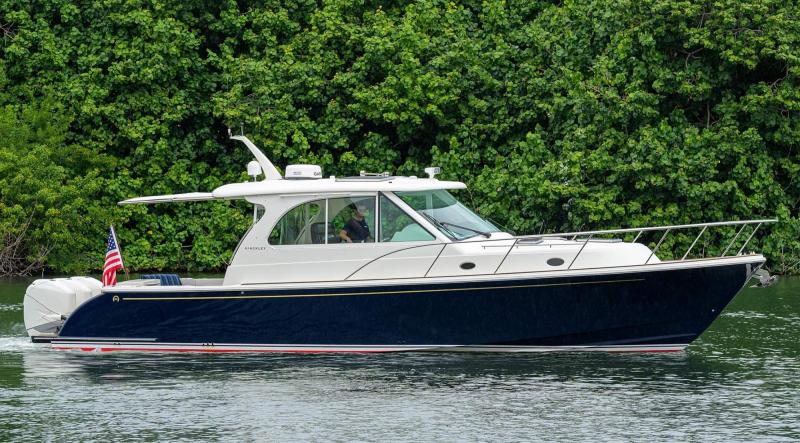 Hinckley-40X-Renie-Vee-1 Hinckley Sport Boat 40X Renie Vee