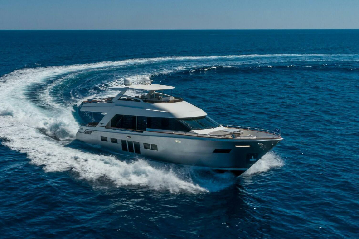 Lazzara 76 Breeze Whistle