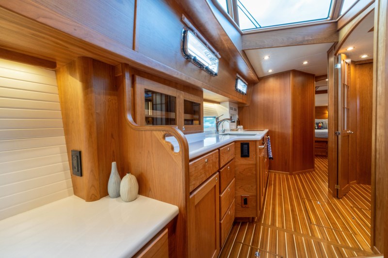 Sabre 51 Salon Express