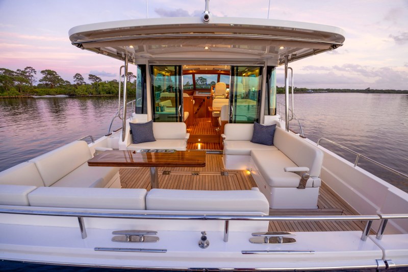 Sabre 51 Salon Express