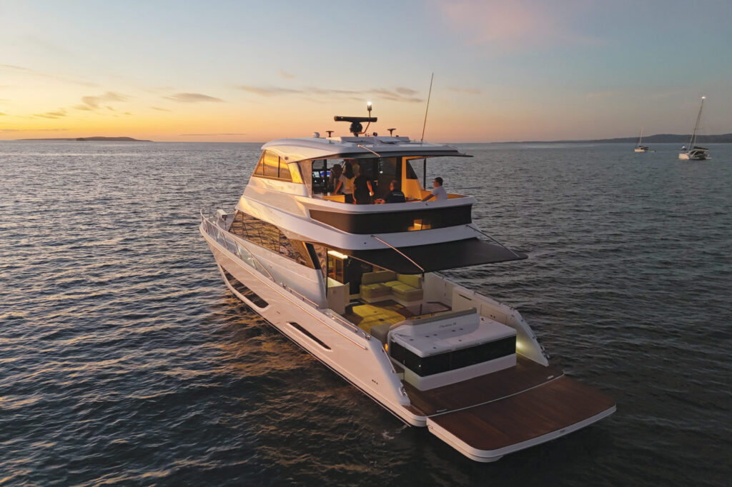 Maritimo M60 Black Edition