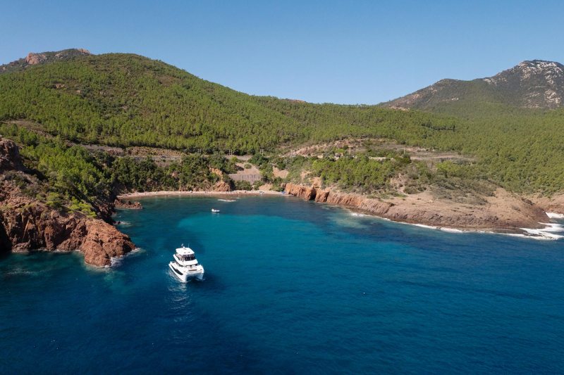 Aquila 46 Yacht