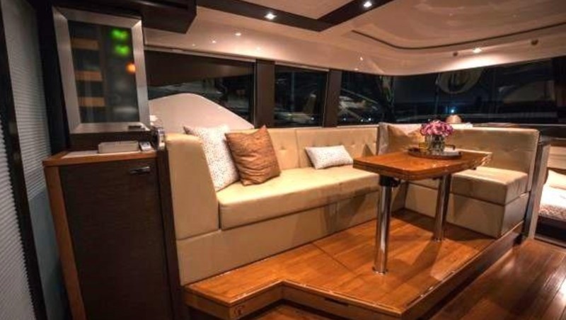 Tiara Yachts C44 Coupe No Agenda
